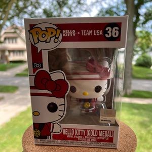 BNIB HELLO KITTY TEAM USA GOLD METAL FUNKO POP #36 🇺🇸🐱